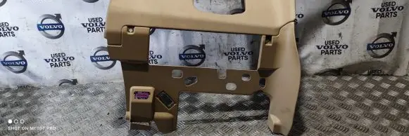 Dashboard lower bottom trim panel