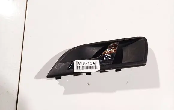 Skoda Superb B6 (3T) Rear door interior handle 3t0839247