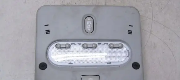 Nissan Qashqai Front seat light