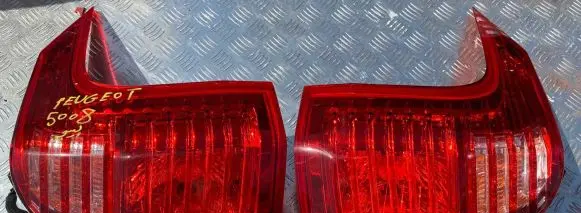 Peugeot 5008 Rear/tail lights set PEUGEOT5008