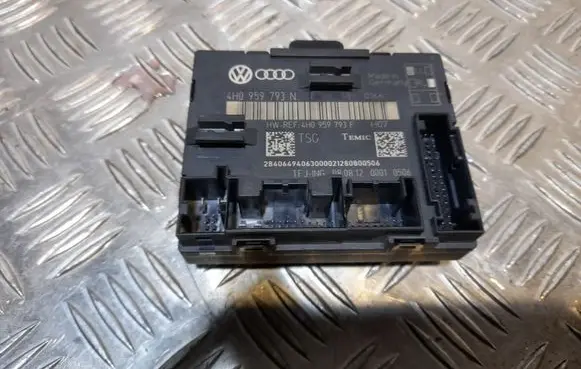 Volkswagen Touareg II Door control unit/module 4H0959793N 4H0959793