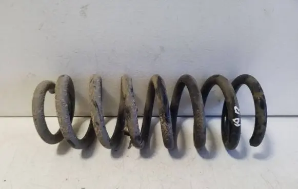 Maserati Ghibli Front coil spring 