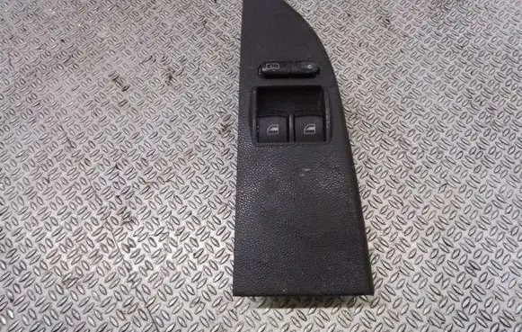 Skoda Fabia Mk1 (6Y) Electric window control switch