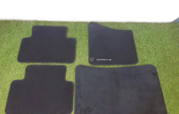 Porsche Macan (95B) Car floor mat set 95B864436D G167BAEE0S5