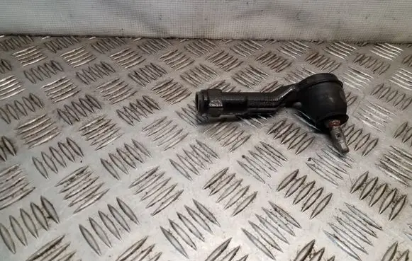 Hyundai i30 Steering tie rod end 
