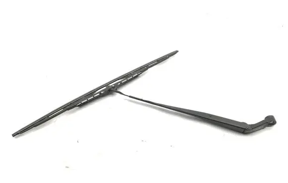 Toyota Verso-S Windshield/front glass wiper blade 