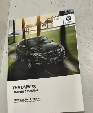 BMW X6 F16 Owners service history hand book 01402966048