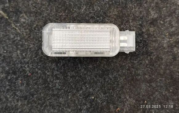 Audi TT Mk1 Other interior light 8D094741