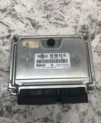 Volkswagen PASSAT B5.5 Engine control unit/module 038906019GS