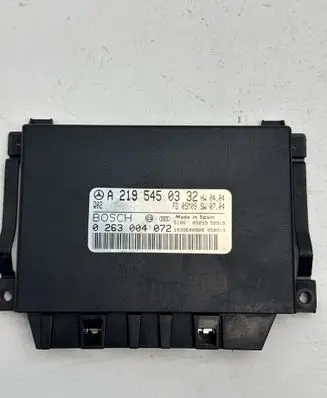 Mercedes-Benz CLS C219 Parking PDC control unit/module A2195450332 0263004072 1039E00908