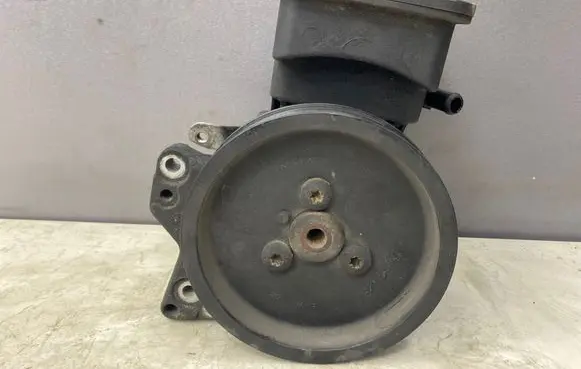 BMW 5 E60 E61 Power steering pump 6783431011 7693974126