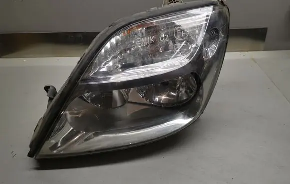 Renault Scenic I Headlight/headlamp 7700432100 7701047605