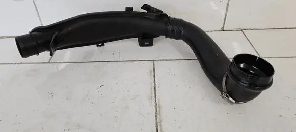 Peugeot RCZ Air intake duct part 9680617780 M04005B150 9656202380