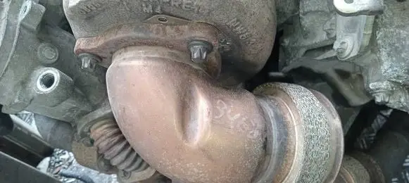 Mercedes-Benz R W251 Muffler pipe connector clamp 
