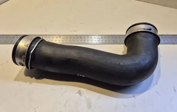 Skoda Octavia Mk2 (1Z) Intercooler hose/pipe 1K0115834L