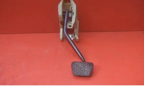 BMW X5 E70 Accelerator throttle pedal 6770693-01