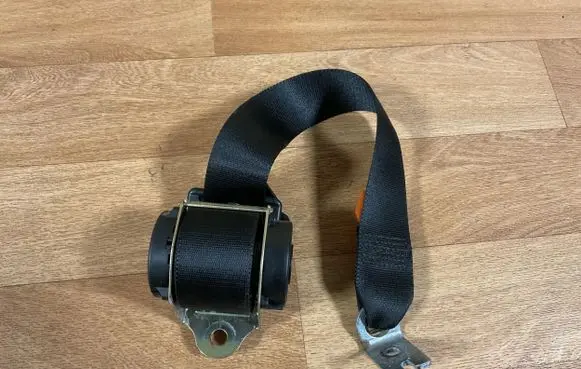 Ford Focus C-MAX Rear seatbelt 3M51R611B69AE