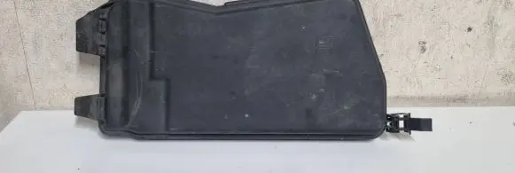 Mercedes-Benz E W212 Fuse box cover A2125400382