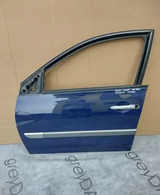 Renault Megane II Front door