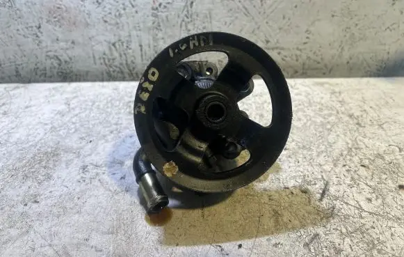Peugeot 307 Power steering pump