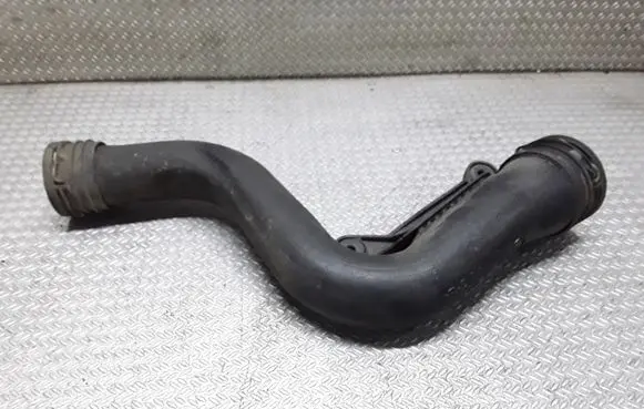 Volkswagen Jetta V Intercooler hose/pipe 1K0145762P