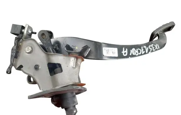 Hyundai ix35 Clutch pedal G1AAXC139