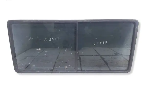 Volkswagen Multivan T4 Side middle window/glass AS2