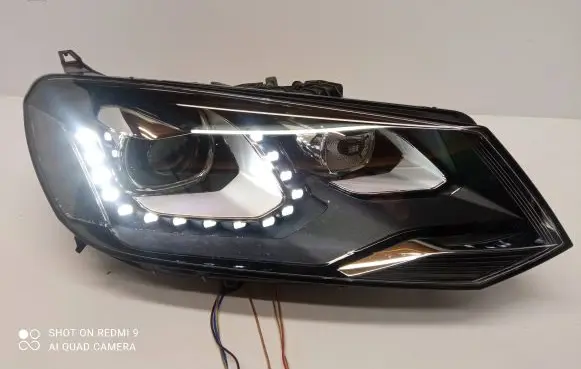 Volkswagen Touareg II Headlight/headlamp 7P1941752 1ZS01032806
