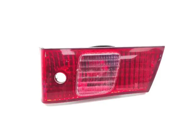 Tailgate rear/tail lights