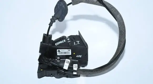 Renault Espace - Grand espace V Rear door lock 825037260R