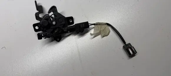 KIA Picanto Engine bonnet/hood lock/catch 811301Y010