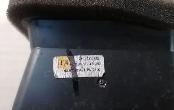 Opel Zafira B Bonnet/hood grill 13427382