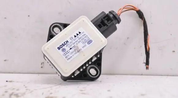Audi A4 S4 B8 8K ESP acceleration yaw rate sensor 8R0907637B