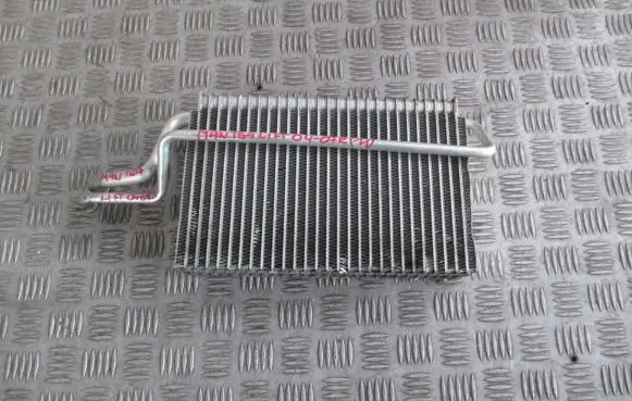 Audi A4 S4 B8 8K Air conditioning (A/C) air dryer K8782000