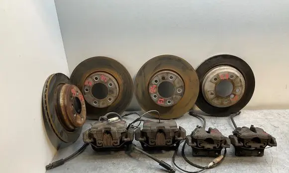 BMW 3 E92 E93 Brake discs and calipers set 5724 4220