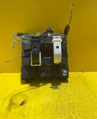 Volkswagen Polo IV 9N3 Comfort/convenience module 6R0937088F