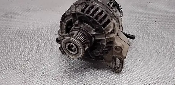 Skoda Fabia Mk1 (6Y) Generator/alternator 045903023C 0124315037