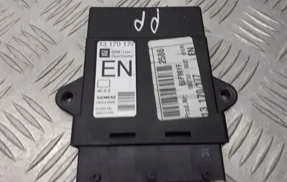 Opel Vectra C Door control unit/module 13170177