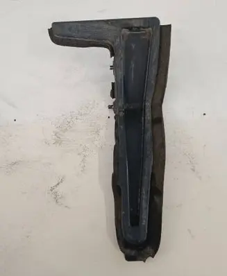 Infiniti QX80 Fender end trim 64897-1LA0A