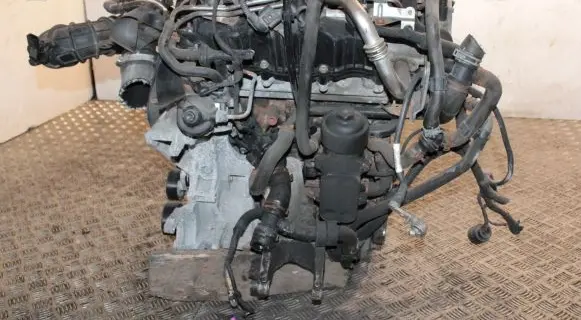 Volkswagen Transporter - Caravelle T5 Engine CCH