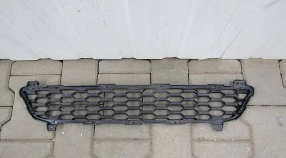 SsangYong Rexton I Front bumper upper radiator grill 78781-08DOO