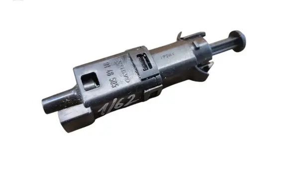 Volvo S40, V40 Brake pedal sensor switch 9146505