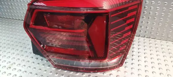 Volkswagen Polo VI Rear/tail lights 2G0945096B