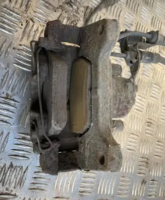 Audi A6 S6 C6 4F Front brake caliper