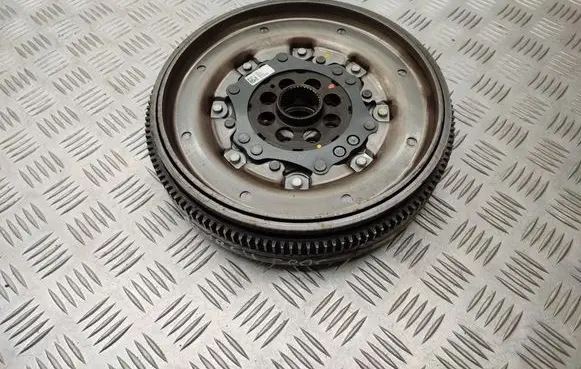 Volkswagen T-Roc Flywheel 05L105266K