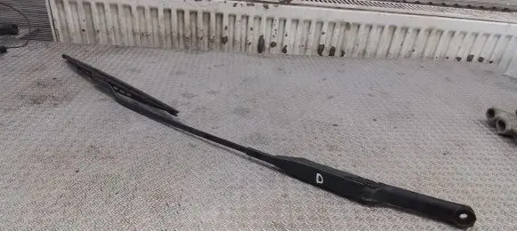 Opel Combo C Front wiper blade arm 09225624