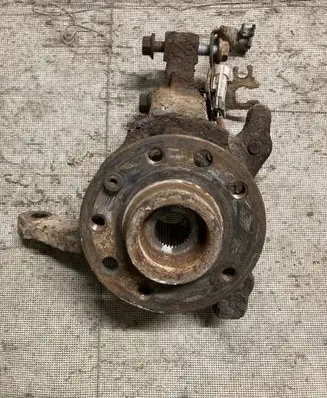 Opel Zafira A Front wheel hub spindle knuckle