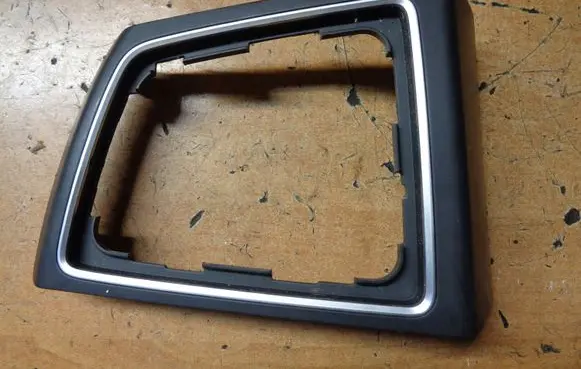 Hyundai i20 (GB IB) Gear shifter surround trim plastic 84650C8010