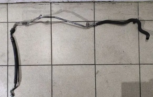 Audi A8 S8 D4 4H Power steering hose/pipe/line 4H2422891AC