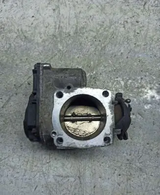 Audi A6 S6 C5 4B Throttle valve